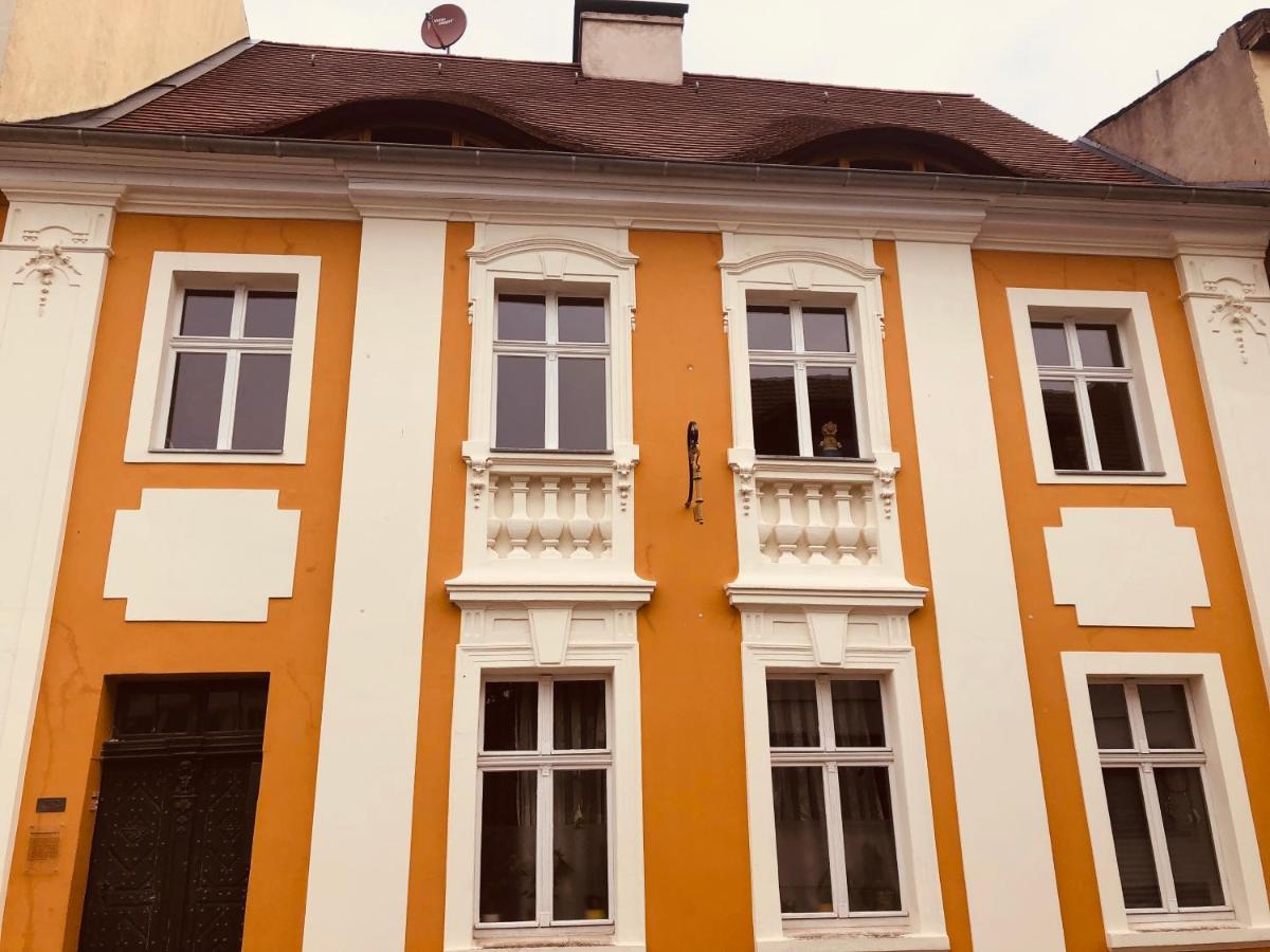 Apartment Historisches Ambiente Mitten Im Zentrum